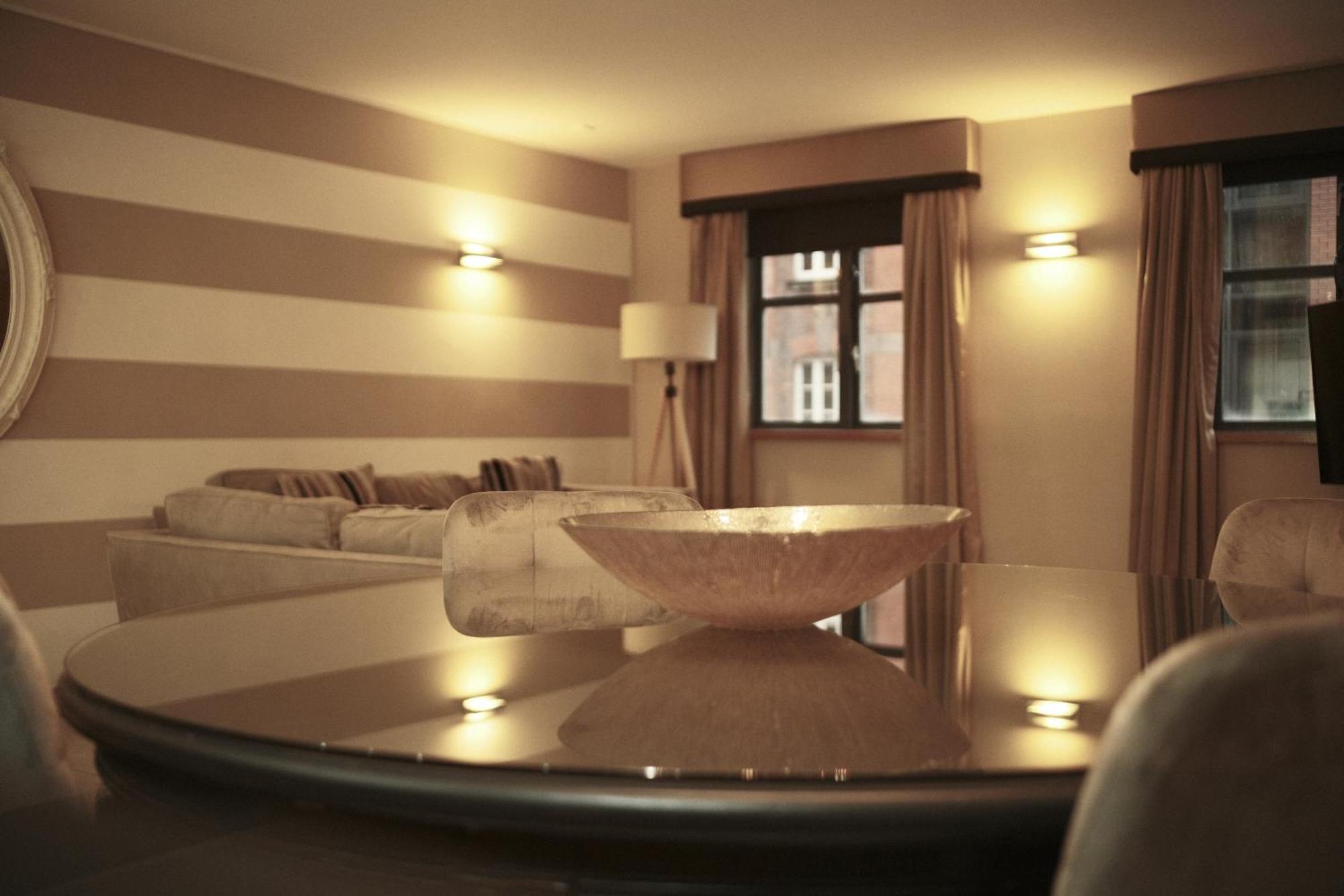 Superior 1 Bedroom Apartment